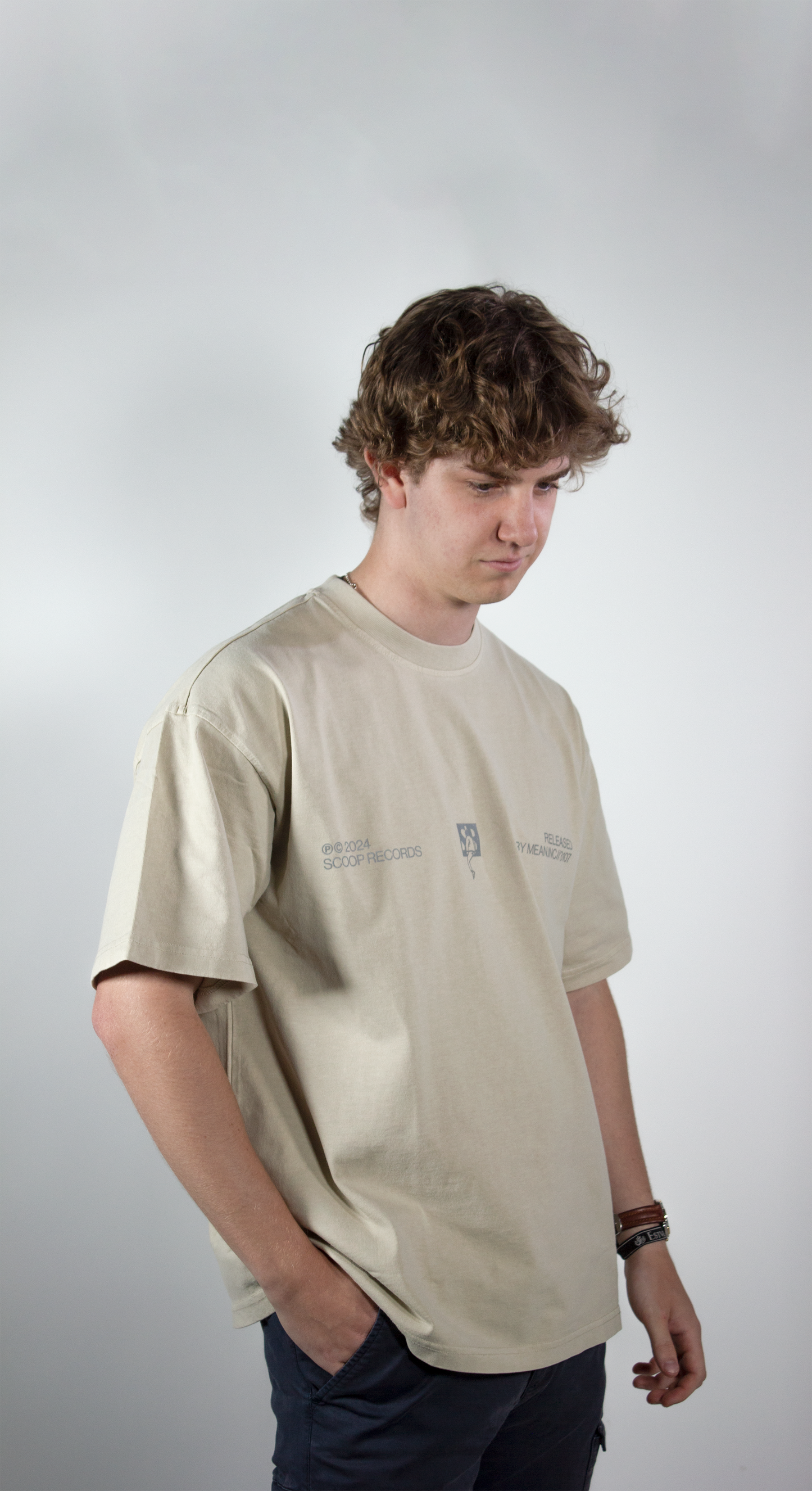 WASHED ALABASTER "EVERYDAY CUSTOMS" TEE