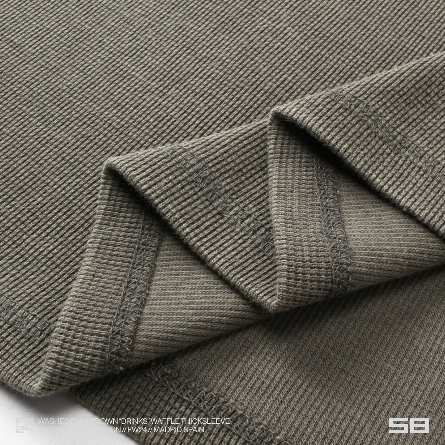 WASHED DULL BROWN "DRINKS" WAFFLE THICKSLEEVE