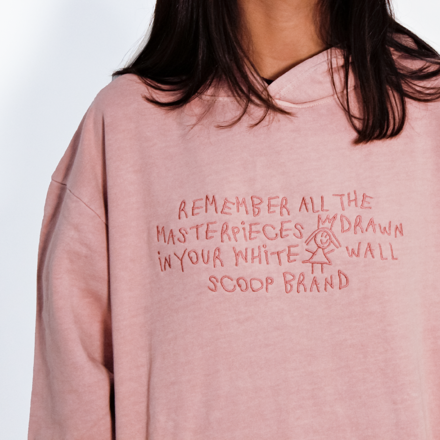 NEW YORK PINK "REMEMBER THE MASTERPIECES" OVERSIZED HOODIE