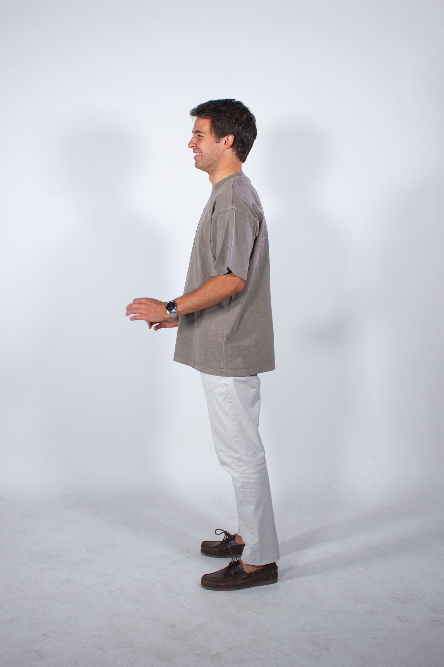 YOUTH REVOLUTION X SCOOP BRAND STONE GREY OVERSIZED TEE