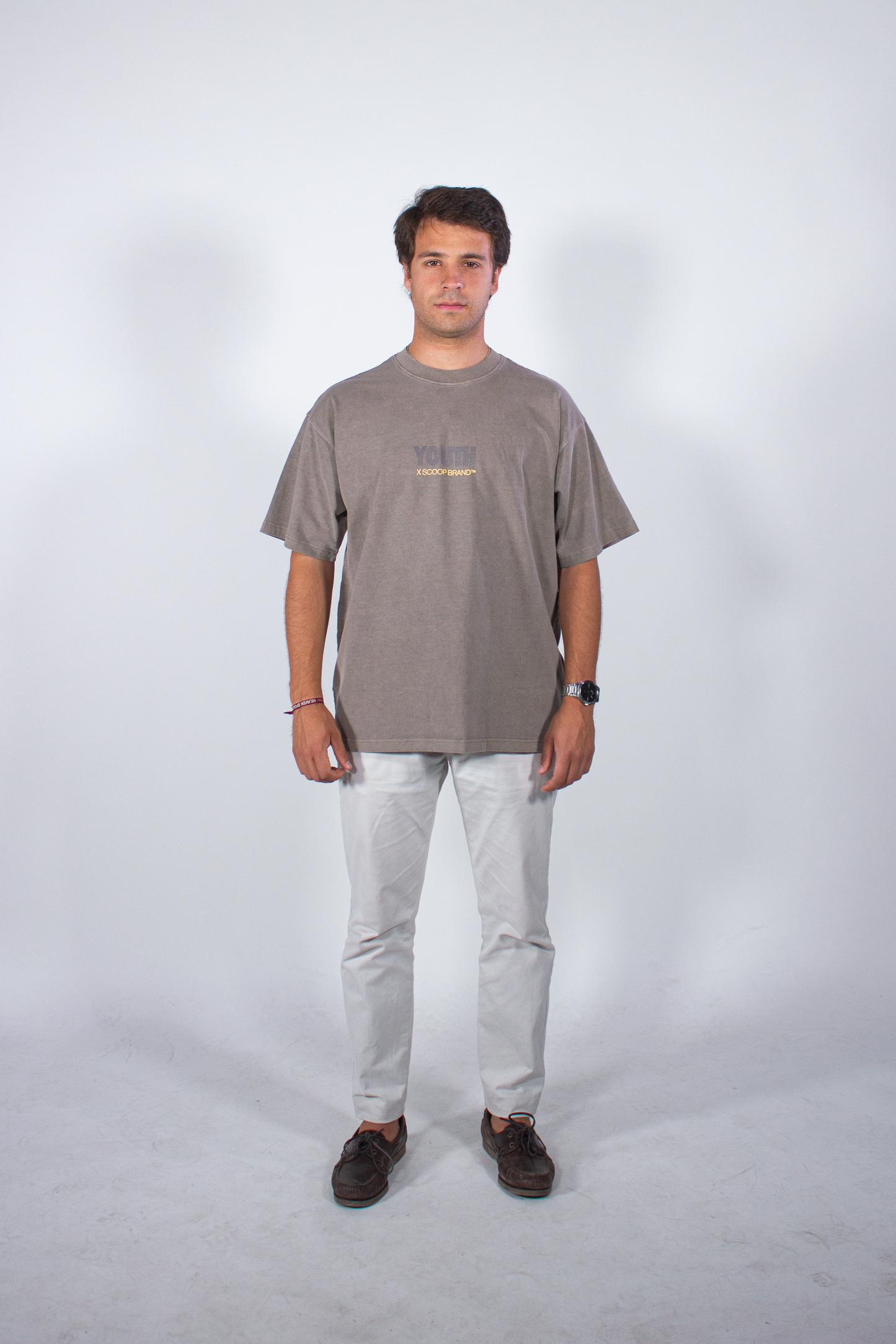 YOUTH REVOLUTION X SCOOP BRAND STONE GREY OVERSIZED TEE