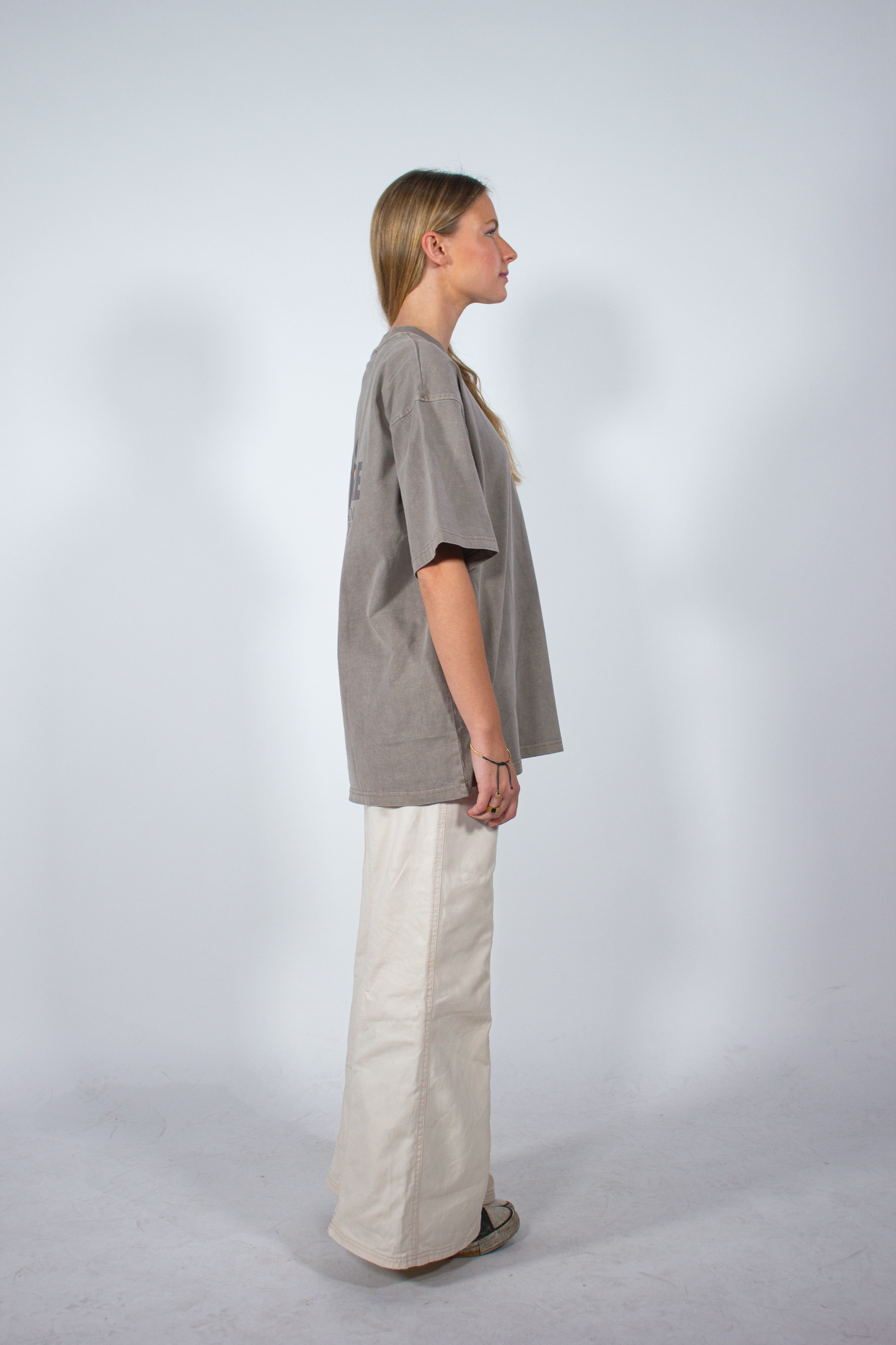 YOUTH REVOLUTION X SCOOP BRAND STONE GREY OVERSIZED TEE