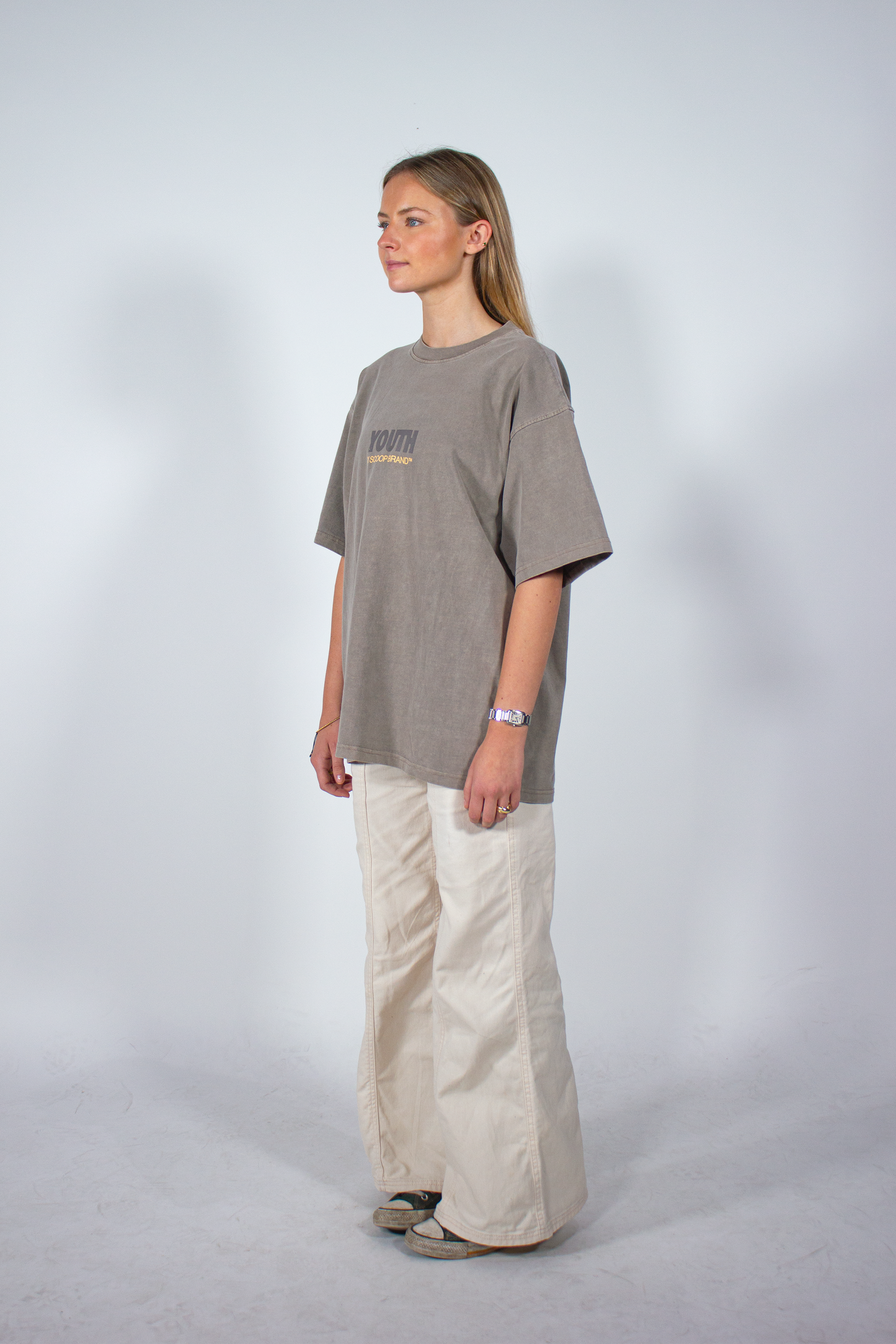 YOUTH REVOLUTION X SCOOP BRAND STONE GREY OVERSIZED TEE