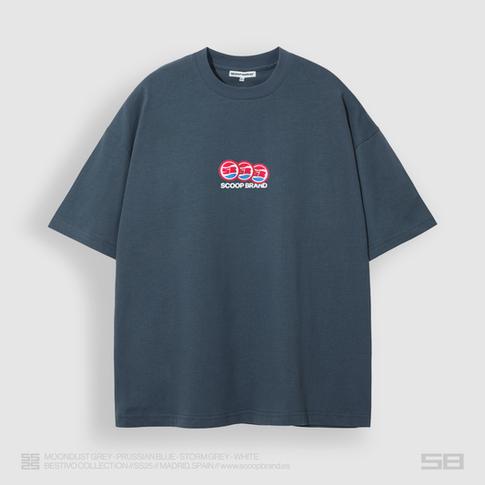 PRUSSIAN BLUE "DRINKS" OVERSIZED TEE